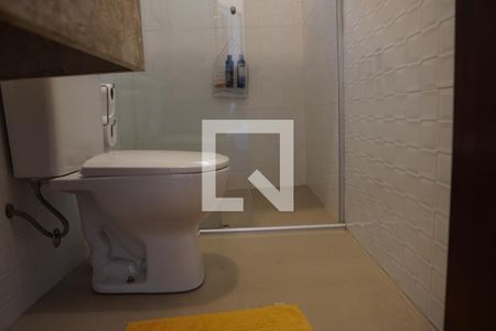 Casa à venda com 500m², 5 quartos e 5 vagasBanheiro 4