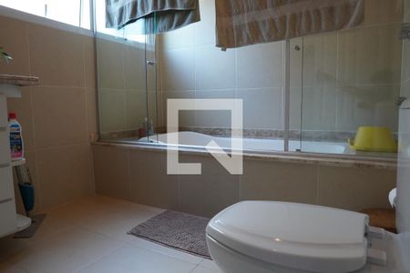 Casa à venda com 500m², 5 quartos e 5 vagasBanheiro