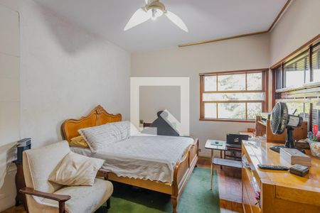 Casa à venda com 378m², 5 quartos e 2 vagasSuíte 2