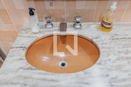 Casa à venda com 378m², 5 quartos e 2 vagasBanheiro