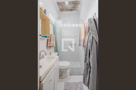 Casa à venda com 378m², 5 quartos e 2 vagasBanheiro da Suíte 1