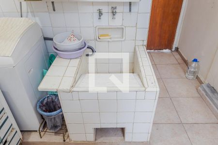 Casa à venda com 378m², 5 quartos e 2 vagasÁrea de Serviço