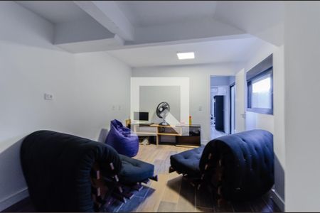 Casa à venda com 300m², 5 quartos e 1 vaga Casa à venda com 300m², 5 quartos e 1 vagaSala 4