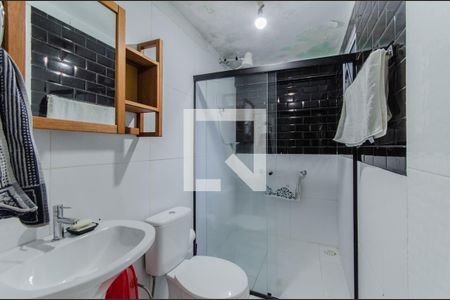 Casa à venda com 300m², 5 quartos e 1 vaga Casa à venda com 300m², 5 quartos e 1 vagaBanheiro da Suíte 4