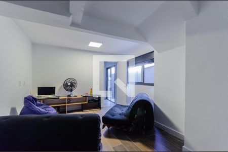 Casa à venda com 300m², 5 quartos e 1 vaga Casa à venda com 300m², 5 quartos e 1 vagaSala 4