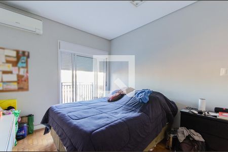 Casa à venda com 300m², 5 quartos e 1 vaga Casa à venda com 300m², 5 quartos e 1 vagaQuarto