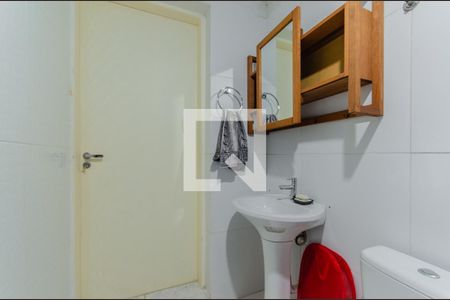 Casa à venda com 300m², 5 quartos e 1 vaga Casa à venda com 300m², 5 quartos e 1 vagaBanheiro da Suíte 4