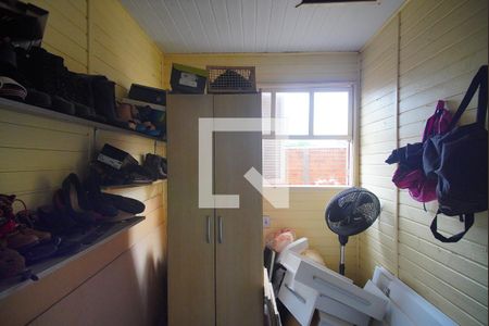 Casa à venda com 300m², 2 quartos e 3 vagas Casa à venda com 300m², 2 quartos e 3 vagasQuarto 2