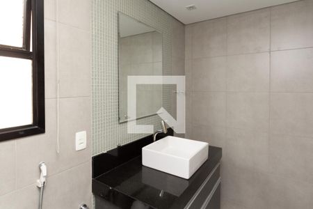 Apartamento à venda com 74m², 2 quartos e 1 vaga Apartamento à venda com 74m², 2 quartos e 1 vagaBanheiro da Suíte