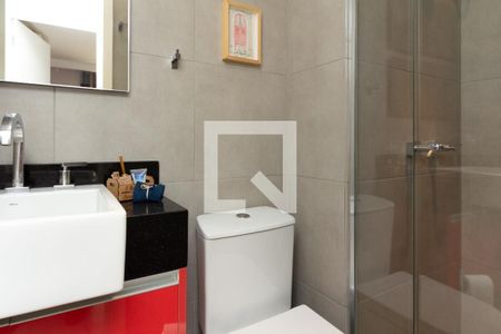 Apartamento à venda com 74m², 2 quartos e 1 vaga Apartamento à venda com 74m², 2 quartos e 1 vagaBanheiro