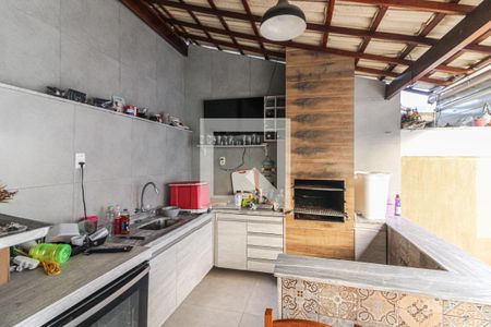 Casa à venda com 350m², 4 quartos e 2 vagas Casa à venda com 350m², 4 quartos e 2 vagasÁrea externa - Área Gourmet