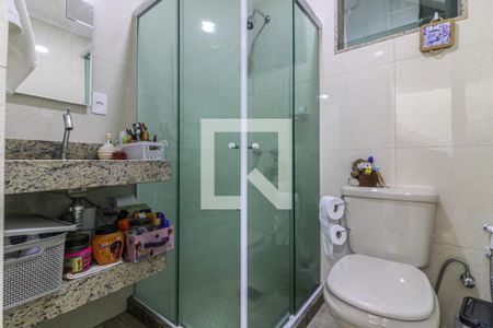 Casa à venda com 350m², 4 quartos e 2 vagas Casa à venda com 350m², 4 quartos e 2 vagasBanheiro Social