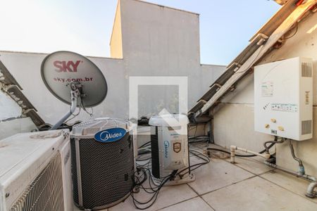 Casa à venda com 350m², 4 quartos e 2 vagas Casa à venda com 350m², 4 quartos e 2 vagasSótão - área técnica