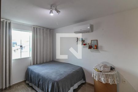 Casa à venda com 350m², 4 quartos e 2 vagas Casa à venda com 350m², 4 quartos e 2 vagasSuíte 3
