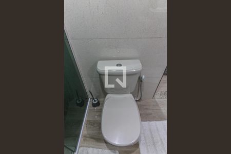 Casa à venda com 350m², 4 quartos e 2 vagas Casa à venda com 350m², 4 quartos e 2 vagasSuíte 1 - Banheiro