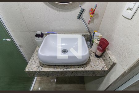 Casa à venda com 350m², 4 quartos e 2 vagas Casa à venda com 350m², 4 quartos e 2 vagasSuíte 3 - Banheiro