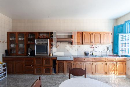 Casa à venda com 447m², 3 quartos e 11 vagasCozinha