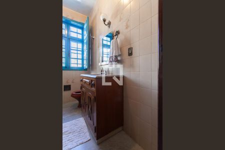 Casa à venda com 447m², 3 quartos e 11 vagasBanheiro 1