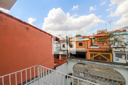 Casa à venda com 230m², 4 quartos e 2 vagas Casa à venda com 230m², 4 quartos e 2 vagasVaranda Quarto