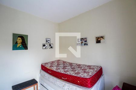 Casa à venda com 230m², 4 quartos e 2 vagas Casa à venda com 230m², 4 quartos e 2 vagasQuarto