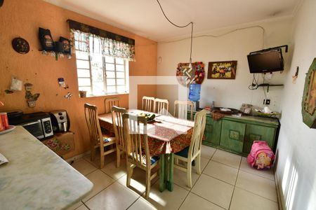 Casa à venda com 300m², 4 quartos e 4 vagasCozinha