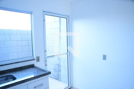 Casa de condomínio para alugar com 49m², 2 quartos e 1 vagaCozinha