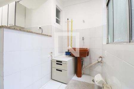 Apartamento à venda com 43m², 1 quarto e sem vagaÁrea de Serviço