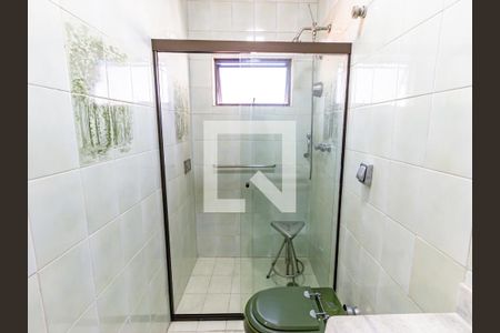 Casa à venda com 385m², 3 quartos e 2 vagas Casa à venda com 385m², 3 quartos e 2 vagasBanheiro da Suíte