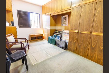 Casa à venda com 385m², 3 quartos e 2 vagas Casa à venda com 385m², 3 quartos e 2 vagasQuarto 1