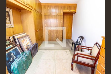 Casa à venda com 385m², 3 quartos e 2 vagas Casa à venda com 385m², 3 quartos e 2 vagasQuarto 1