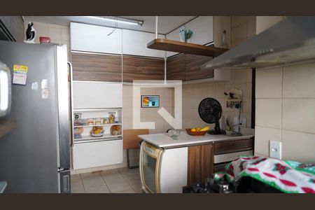 Casa à venda com 399m², 3 quartos e 2 vagasCozinha