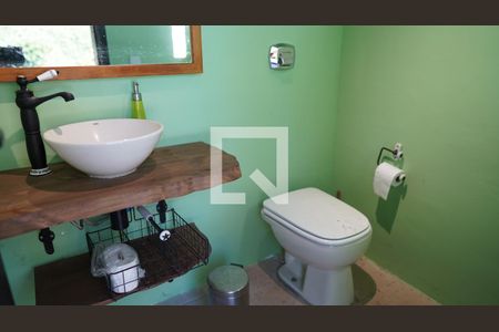 Casa à venda com 399m², 3 quartos e 2 vagasLavabo