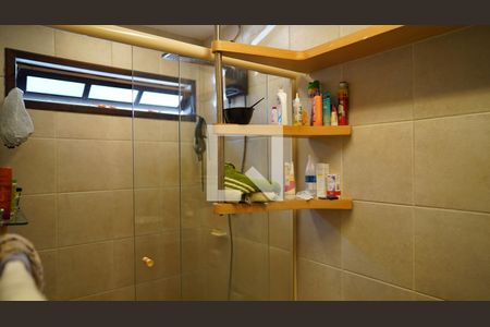 Casa à venda com 399m², 3 quartos e 2 vagasBanheiro da Suíte