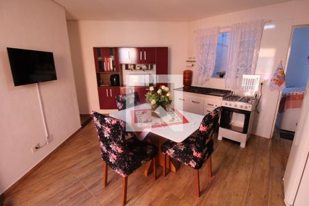 Casa à venda com 440m², 8 quartos e 4 vagasCasa 2 - Sala / Cozinha