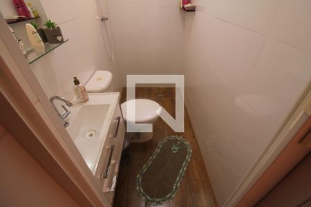 Casa à venda com 440m², 8 quartos e 4 vagasCasa 2 - Banheiro