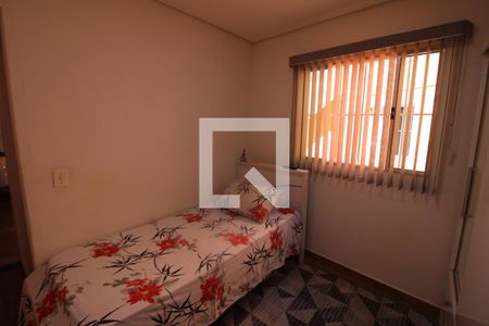 Casa à venda com 440m², 8 quartos e 4 vagasCasa 2 - Quarto