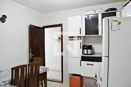 Apartamento à venda com 64m², 2 quartos e 1 vagaCozinha