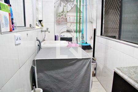 Apartamento à venda com 64m², 2 quartos e 1 vagaÁrea de Serviço