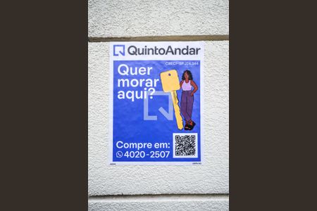 Casa de condomínio à venda com 195m², 3 quartos e 2 vagas Casa de condomínio à venda com 195m², 3 quartos e 2 vagasFachada