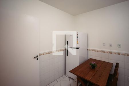 Casa de condomínio à venda com 195m², 3 quartos e 2 vagas Casa de condomínio à venda com 195m², 3 quartos e 2 vagasCozinha