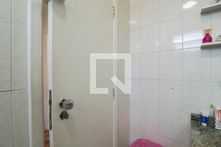 Casa de condomínio à venda com 114m², 3 quartos e 2 vagasBanheiro Social