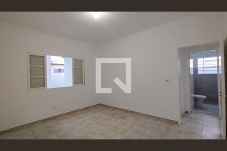 Casa à venda com 325m², 3 quartos e 6 vagas Casa à venda com 325m², 3 quartos e 6 vagasQuarto 2