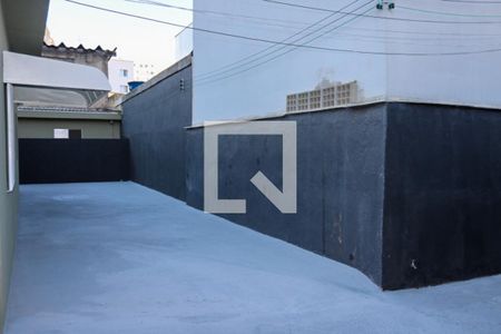 Casa à venda com 325m², 3 quartos e 6 vagas Casa à venda com 325m², 3 quartos e 6 vagasQuintal Externo