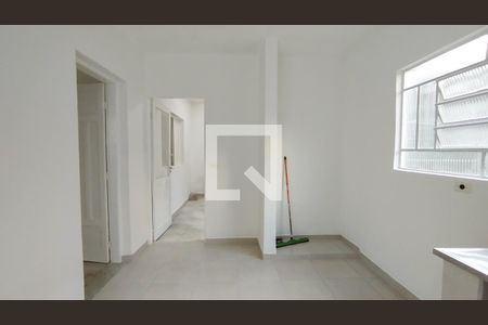 Casa à venda com 325m², 3 quartos e 6 vagas Casa à venda com 325m², 3 quartos e 6 vagasCozinha