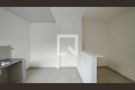 Casa à venda com 325m², 3 quartos e 6 vagas Casa à venda com 325m², 3 quartos e 6 vagasEdícula