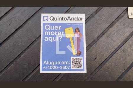 Casa à venda com 325m², 3 quartos e 6 vagas Casa à venda com 325m², 3 quartos e 6 vagasPlaquinha