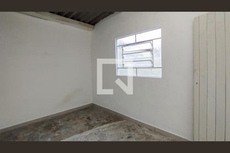 Casa à venda com 325m², 3 quartos e 6 vagas Casa à venda com 325m², 3 quartos e 6 vagasQuarto de Serviço