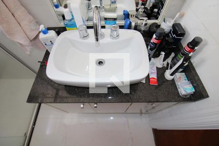 Apartamento à venda com 73m², 2 quartos e 1 vagaBanheiro