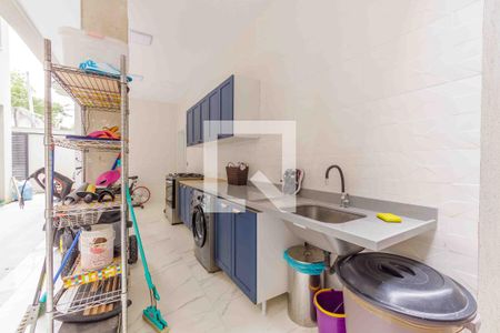 Casa de condomínio à venda com 720m², 4 quartos e 4 vagas Casa de condomínio à venda com 720m², 4 quartos e 4 vagasÁrea de Serviço