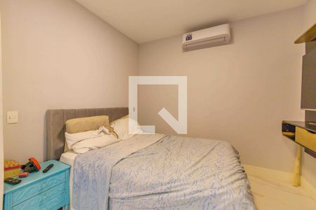 Casa de condomínio à venda com 720m², 4 quartos e 4 vagas Casa de condomínio à venda com 720m², 4 quartos e 4 vagasSuíte 4